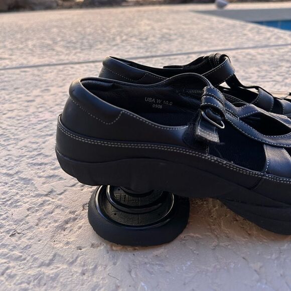 Z-CoiL Pain Relief Footwear  Z-Breeze Black Leather Sandal sz 10 NEW - Picture 3 of 13